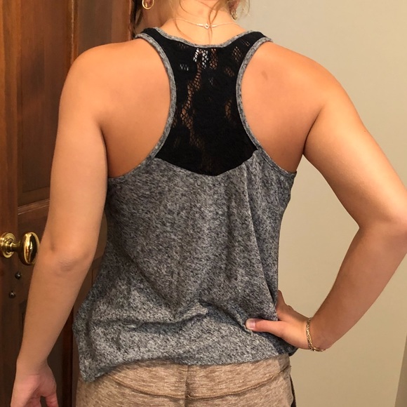 🌀Racer Back Tank - Picture 2 of 3